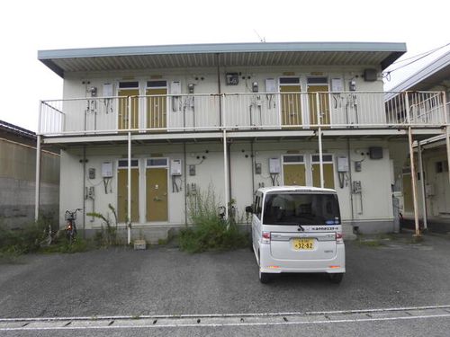 杉坂ハイツB棟の間取り