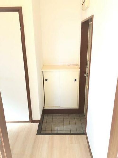 兵庫県姫路市飾磨区今在家3丁目(アパート)の賃貸物件201の玄関