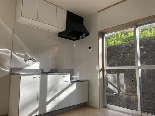 愛知県名古屋市西区上小田井1丁目(一戸建)の賃貸物件のキッチン