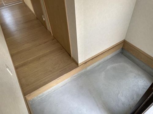 愛知県名古屋市西区上小田井1丁目(一戸建)の賃貸物件の玄関