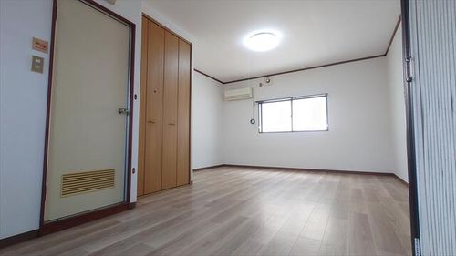 酒谷ハイツの内装