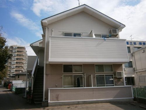 フローラ姪浜206の外観