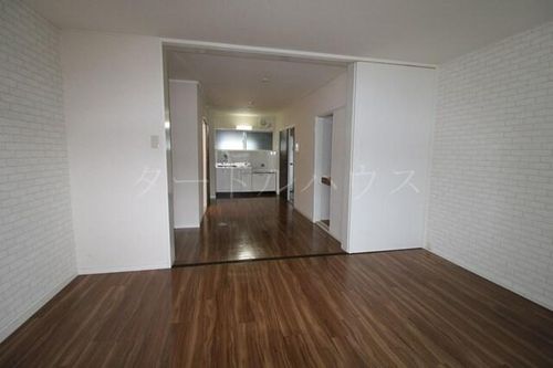 大阪府大東市御供田4丁目(マンション)の賃貸物件の内装