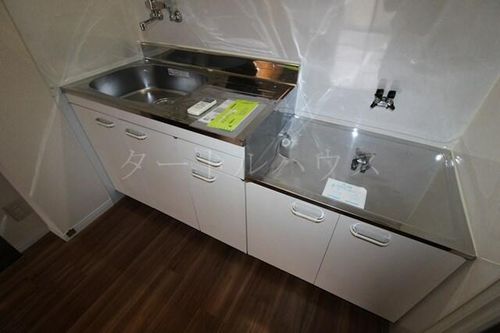 大阪府大東市御供田4丁目(マンション)の賃貸物件のキッチン