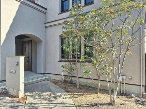 兵庫県西宮市殿山町(一戸建)の賃貸物件の玄関