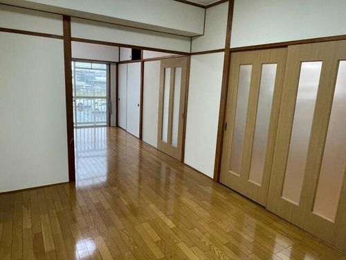 大坪ユートピア205の内装