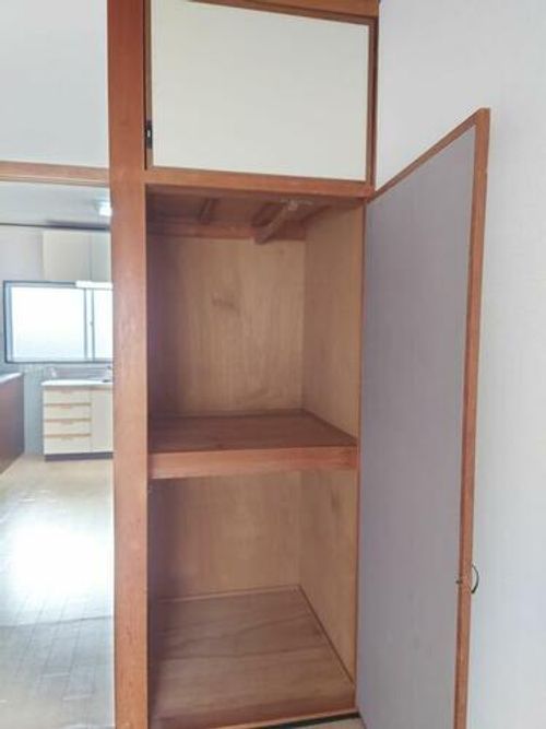 ローズ名草の内装