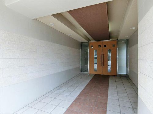 福岡県福岡市博多区吉塚6丁目(マンション)の賃貸物件の玄関
