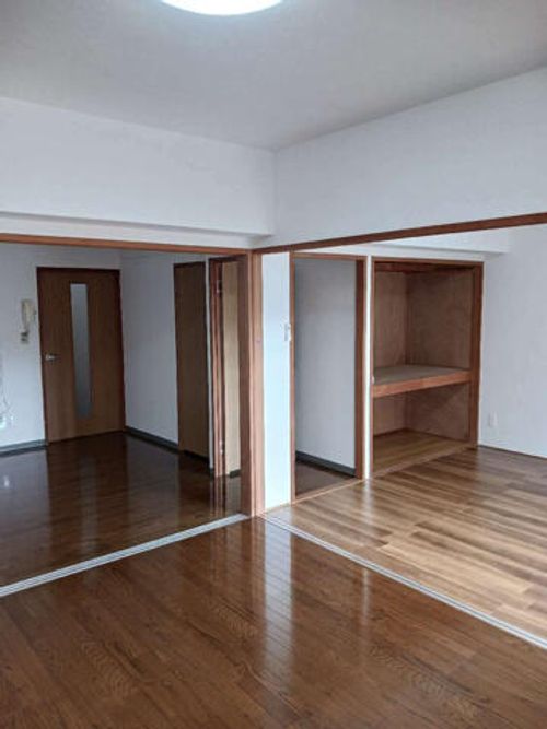 福岡県直方市大字感田(マンション)の賃貸物件の居間