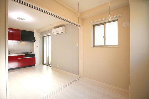 アトラクティ吉塚Ⅱの居間