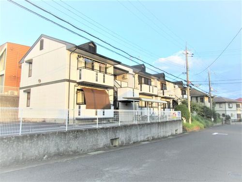 グリーンフルしらさぎ台102の外観