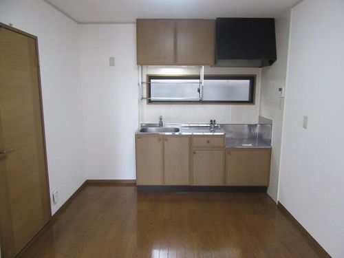 グリーンフルしらさぎ台102のキッチン