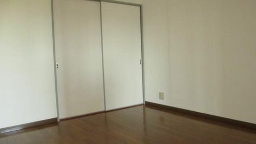 サンパーク丸山201の内装