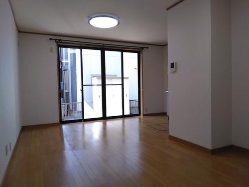 愛知県名古屋市緑区曽根2丁目(一戸建)の賃貸物件の居間