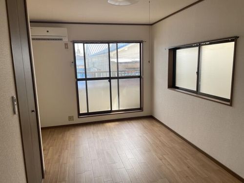 神田ハイツ 2階西203の内装