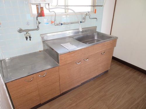 福岡県北九州市小倉北区泉台3丁目(マンション)の賃貸物件のキッチン