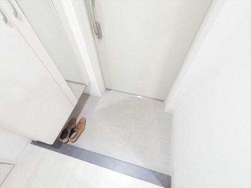 兵庫県神戸市東灘区御影塚町3丁目(マンション)の賃貸物件の玄関