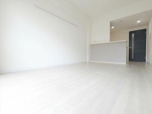 兵庫県神戸市東灘区御影塚町3丁目(マンション)の賃貸物件の居間
