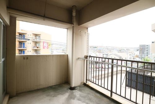 ガーデン香流ビルの内装