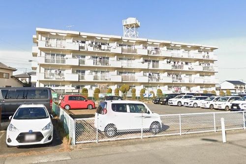 小牧山ハイツの外観
