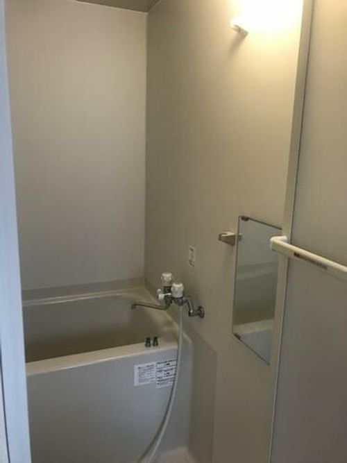 明神町マンションB15の風呂