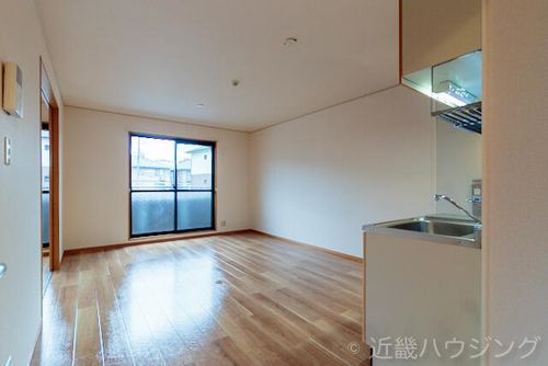 京都府木津川市梅美台7丁目(アパート)の賃貸物件301の居間