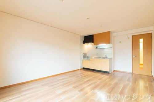 京都府木津川市梅美台7丁目(アパート)の賃貸物件301の居間