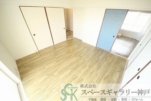 鶴甲のその他画像