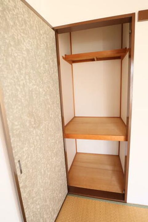 グランリーフ幸神Bの内装