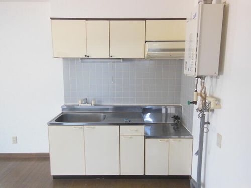 アリエス2-3のキッチン