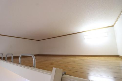 パレス若園103の内装