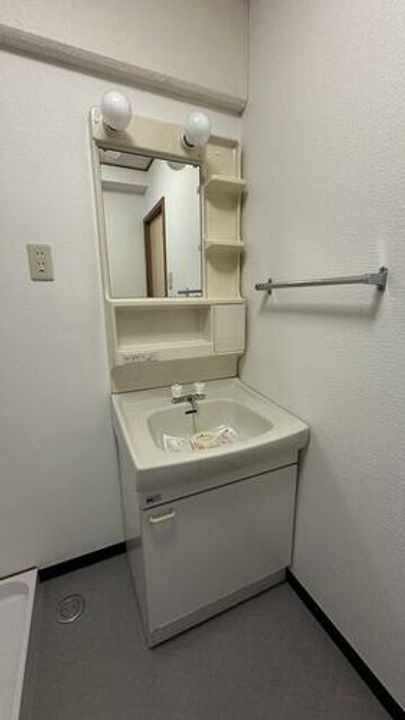 ルミエール雁峰205の内装