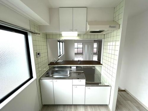 クレインストリート松本404のキッチン