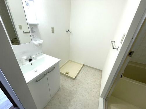 クレインストリート松本404の内装