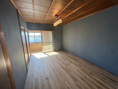 ヴェルハイツ北棟23の居間