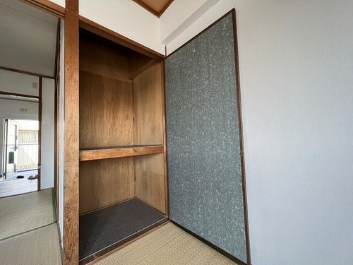 大阪府八尾市山本町南3丁目(マンション)の賃貸物件の内装