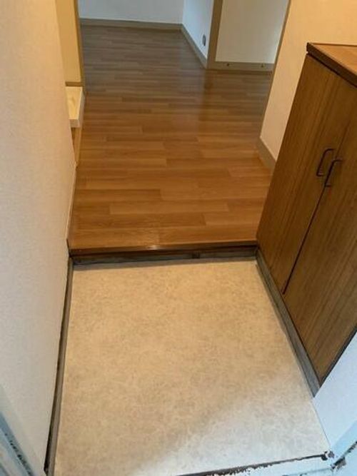 赤坂ハイツ103の玄関