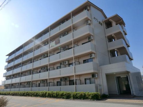 メゾン愛荘の外観