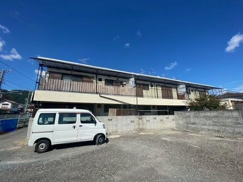 ハイツ西小路の外観