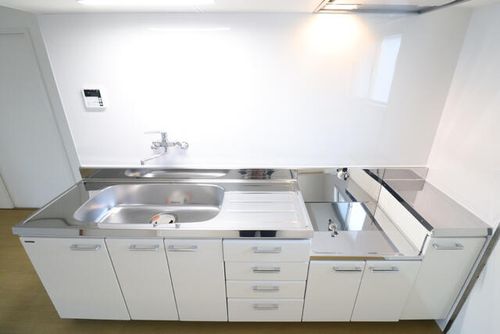 シャトー水江302のキッチン
