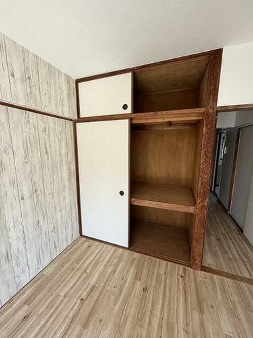 大里東マンションの内装