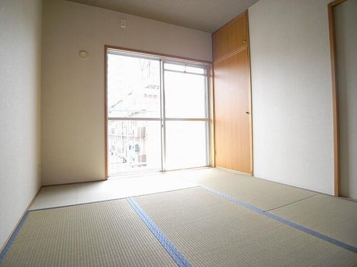 大阪府東大阪市西鴻池町2丁目(マンション)の賃貸物件の内装