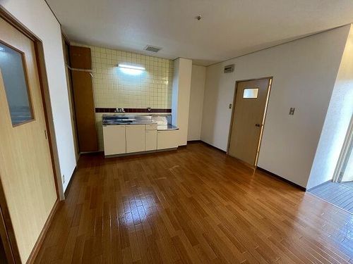 大阪府枚方市三栗1丁目(マンション)の賃貸物件のキッチン
