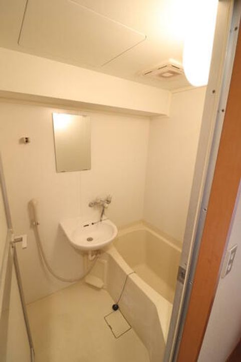 ヤナガワアイビースクエア312の風呂