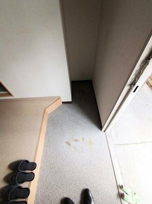 マンション馨の玄関