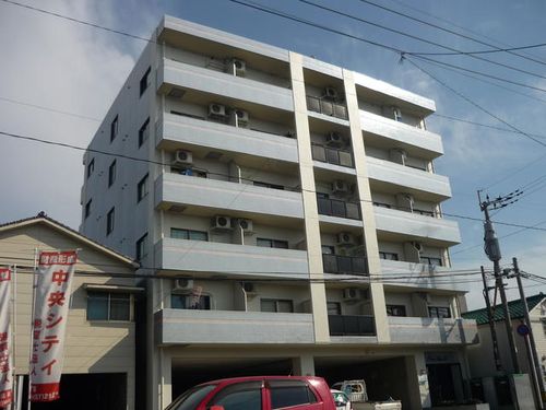 ニュースカイ22マンションの外観