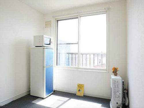 ピアコート前田312の居間