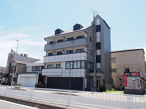サンスノービルの外観