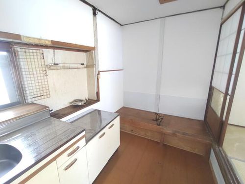 福岡県中間市長津2丁目(一戸建)の賃貸物件のキッチン