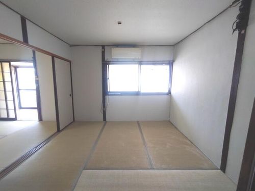 福岡県中間市長津2丁目(一戸建)の賃貸物件の居間